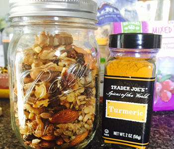 Mixed Berry Snack Mix, snack, healthy snack, berry snack, nut snack, quick snack